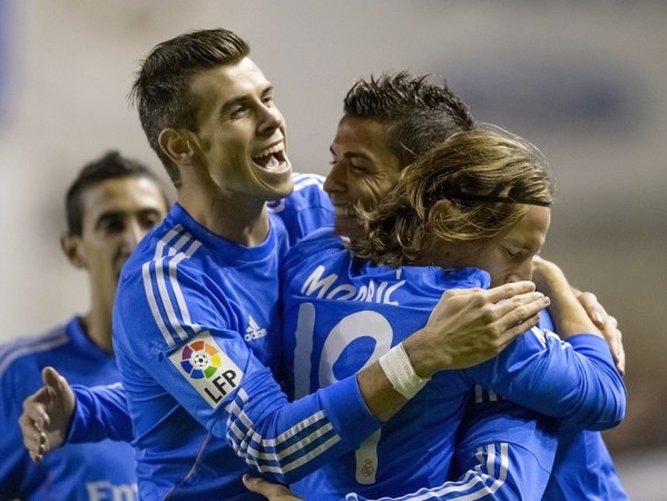 澳超半场：贝希奇建功，杜兰扳平，墨尔本城1-1麦克阿瑟（澳超上半场：贝希奇先拔头筹，杜兰扳平，墨尔本城暂1-1麦克阿瑟）