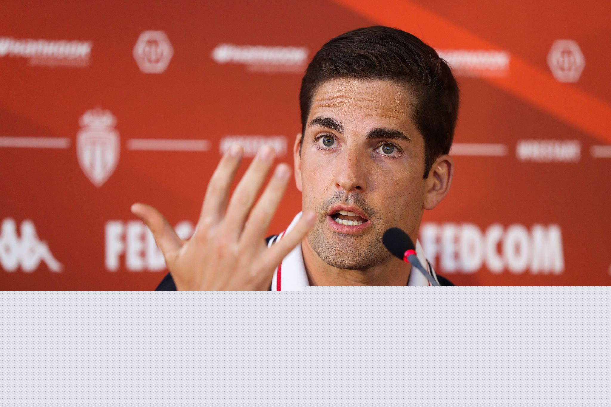 亚马尔惨遭淘汰！年终大战淘汰赛下半区：哈兰德、C罗、登贝莱出战（亚马尔出局！年终大战淘汰赛下半区：哈兰德、C罗、登贝莱登场）